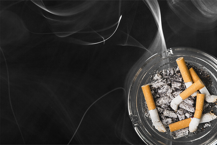 老人ホームで喫煙や飲酒は可能なの オアシスナビ