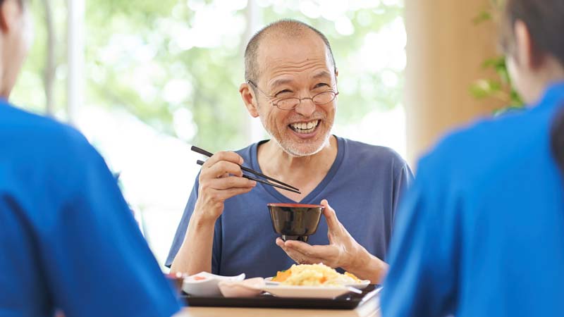 老人ホームの食事のチェックポイント