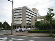 【小田原市立病院】 徒歩 4分
提携医療機関の往診のほか、市民病院もすぐ近くです。