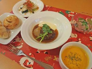 [施設の日常・イベント]2021年クリスマス会
お食事