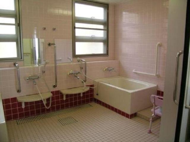 個浴室