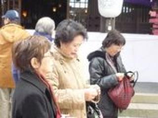 [施設の日常・イベント]2010/01/08
江の島神社へ初詣
今年もいいことがありますように