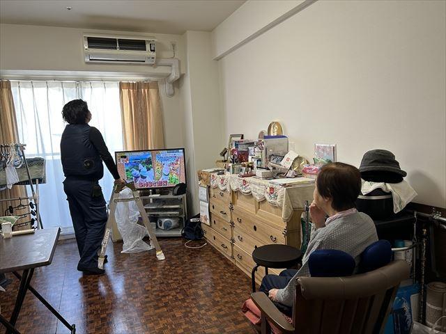 エアコンのフィルター清掃を行いました♪
