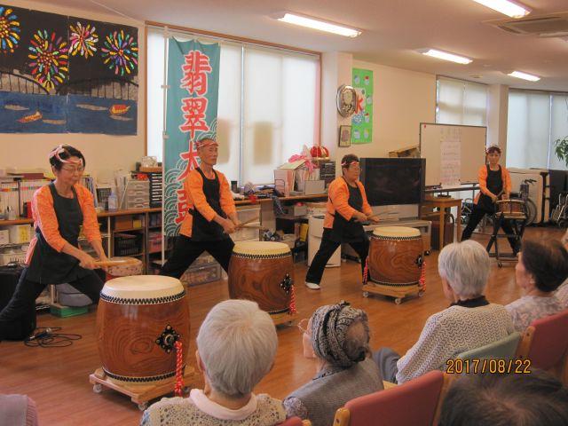 8月22日　翡翠太鼓のボランティアさん来設