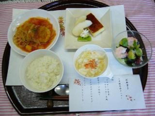 [お食事]10月のお誕生会（10月第4火曜日）