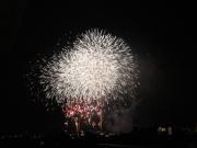 【花火大会】 徒歩 15分8月初旬開催の江戸川区の花火大会です。 　　施設はこのあたりでは一番の見物スポッ