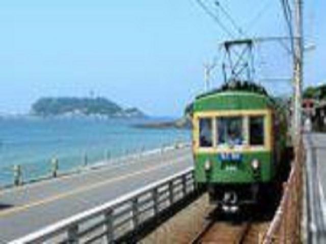 【江ノ島】 車 5分湘南で一番有名な島
