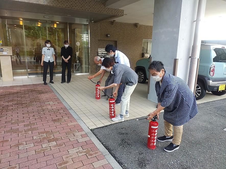 消防訓練・避難訓練