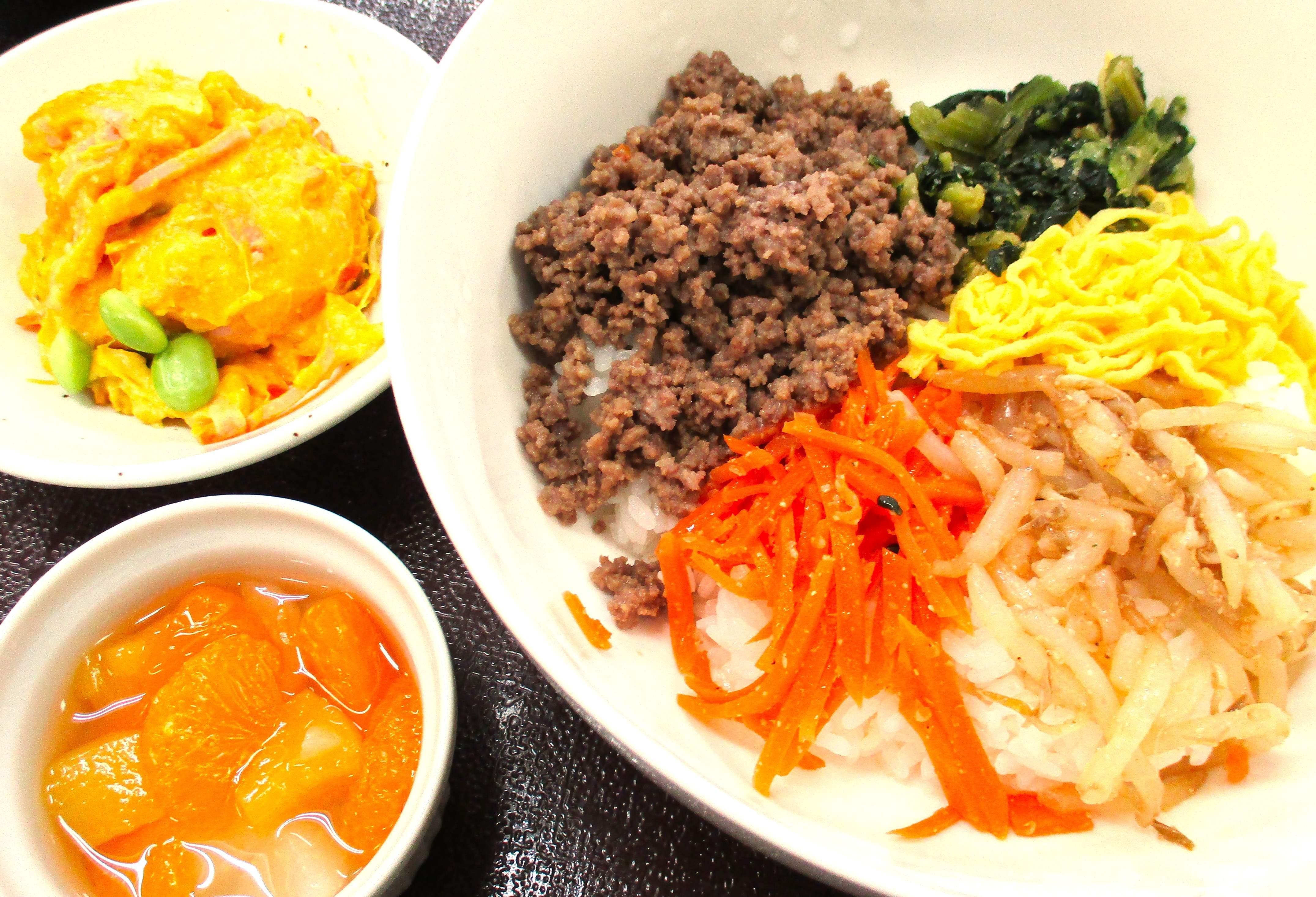 「今日のごはん、何かな?」食べる喜びを届けたい～給食会議で振り返り