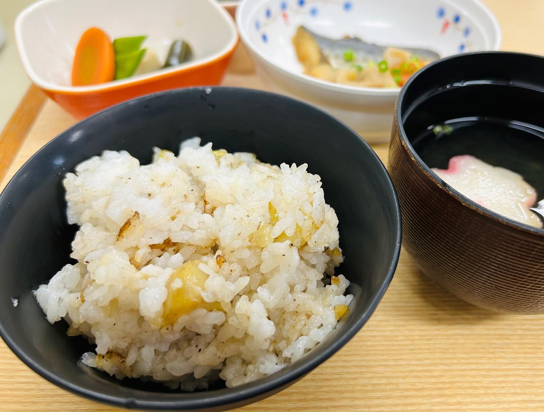 お食事