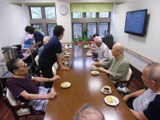 [施設の日常・イベント]時には喫茶店も行います。お客様のご要望を受けて開催します！