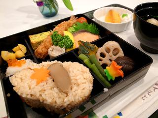 [お食事]お楽しみ弁当（３）