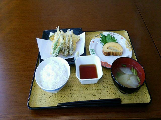 お昼ごはん