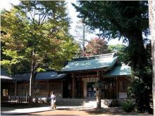 【荻窪八幡神社】 徒歩 5分
寛平年間創建。1052年に奥州征伐に向かう源頼義が戦勝祈願をしたとされています