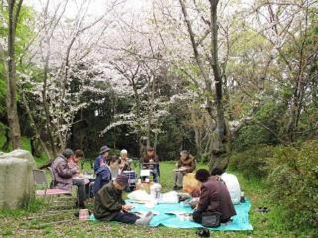 [施設の日常・イベント]3月から4月にかけては毎年桜見学にお出かけします。