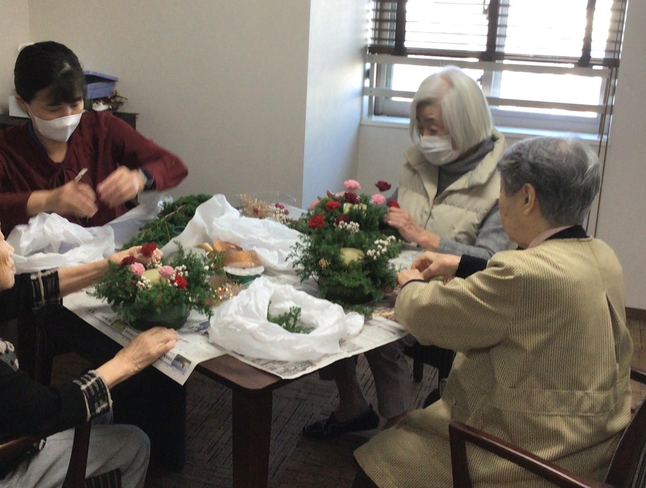 「クリスマス・キャンドルホルダーを作成」