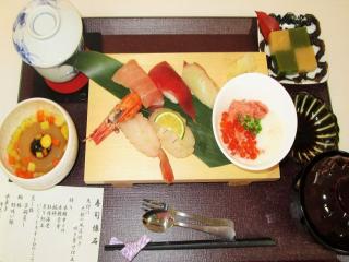 [お食事]寿司キャラバン