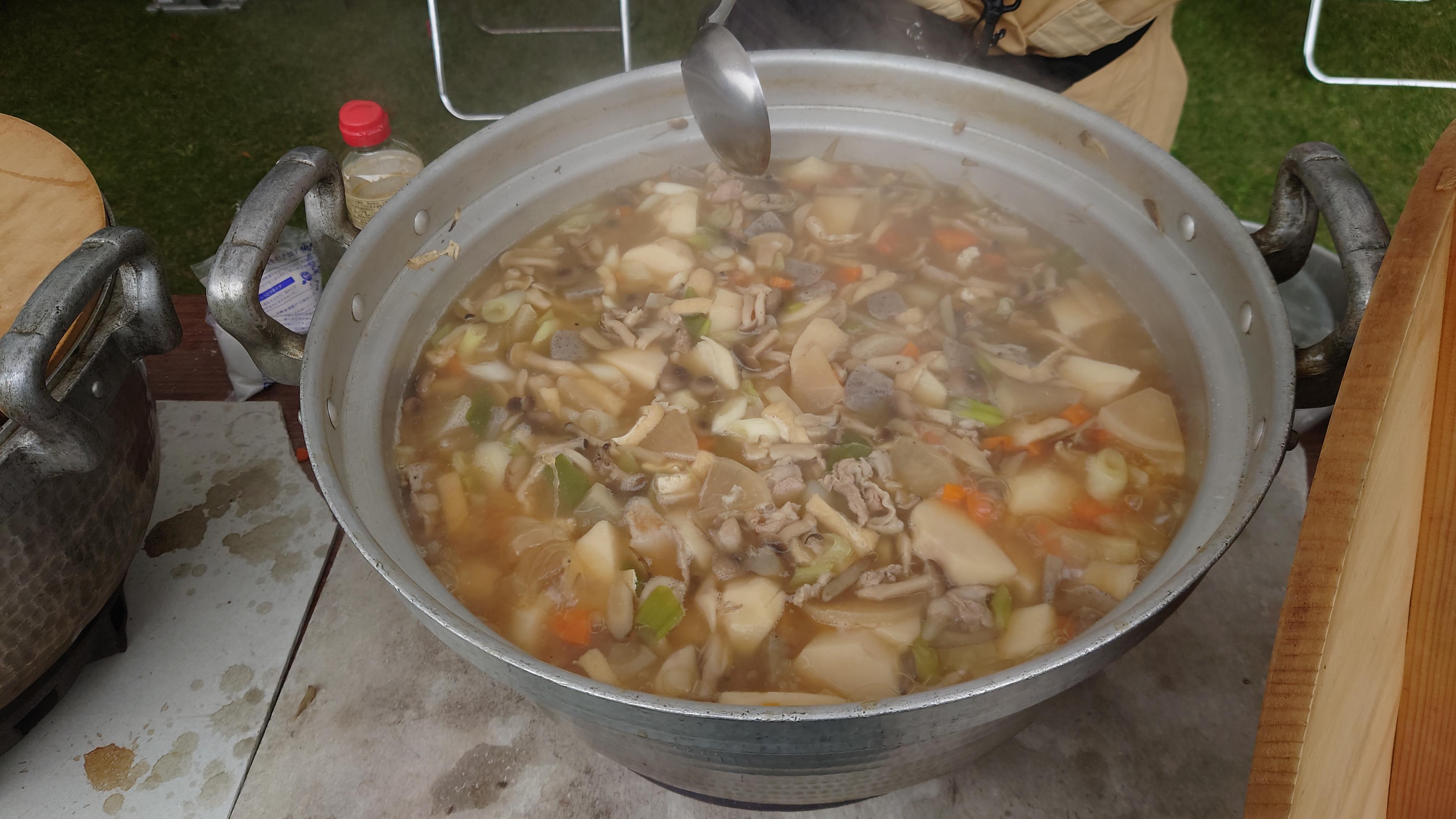 [お食事]芋煮