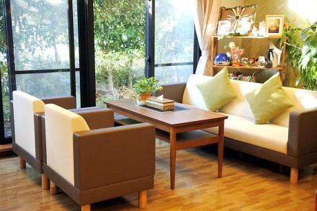 1Fリビングルーム兼食堂兼機能訓練室