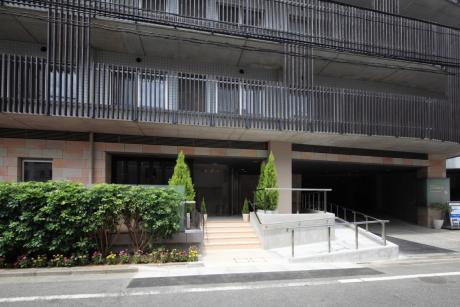 1Fエントランス