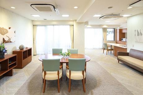 2Fティールーム