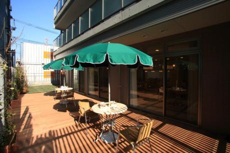 1Fウッドデッキテラス