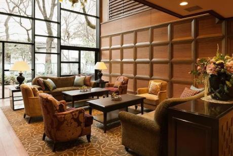 エントランスラウンジ