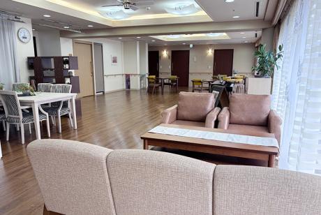 2Fダイニングルーム兼機能訓練室