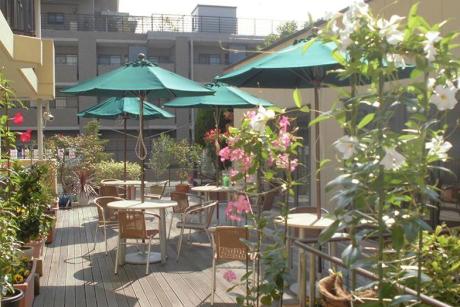 1Fウッドデッキ