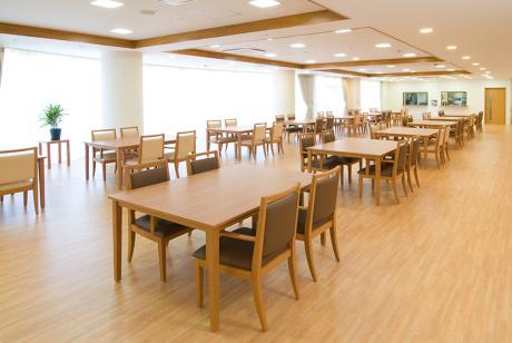 1Fリビングルーム兼食堂兼機能訓練室