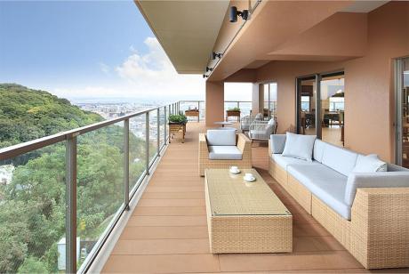 4Fウッドデッキテラス