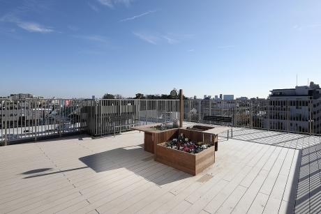 屋上ウッドデッキ