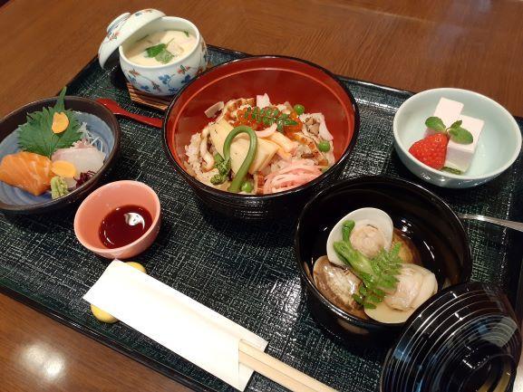 特別メニュー?『ひな祭り御膳』