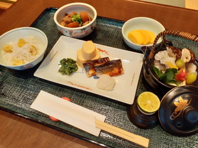 エレガリオ神戸の食事は他の老人ホームと違う点