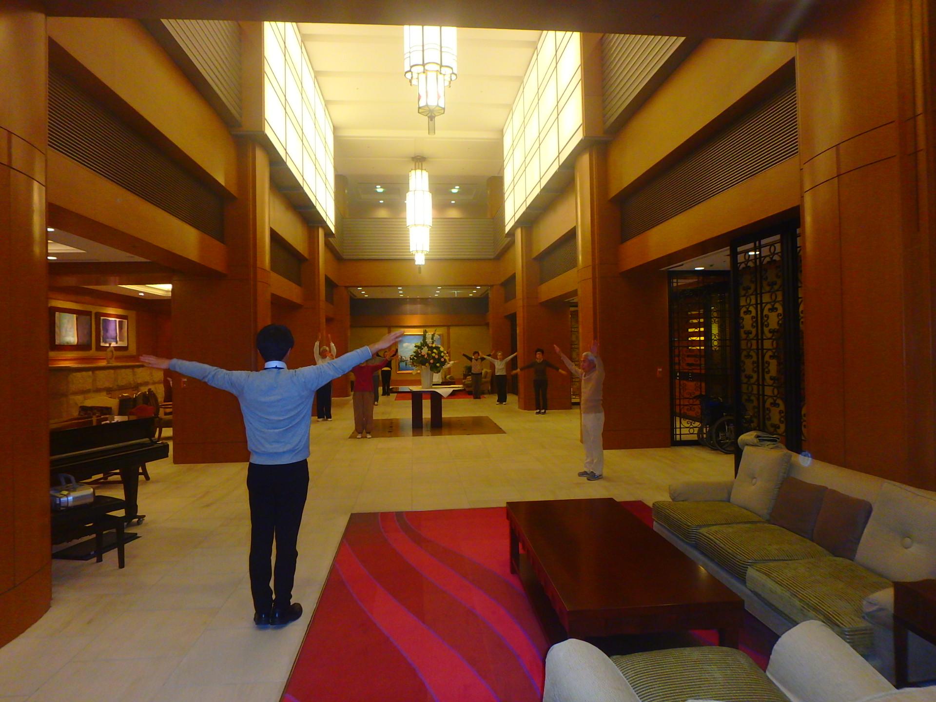 毎朝6時30分から始まるエレガリオ神戸のラジオ体操♪