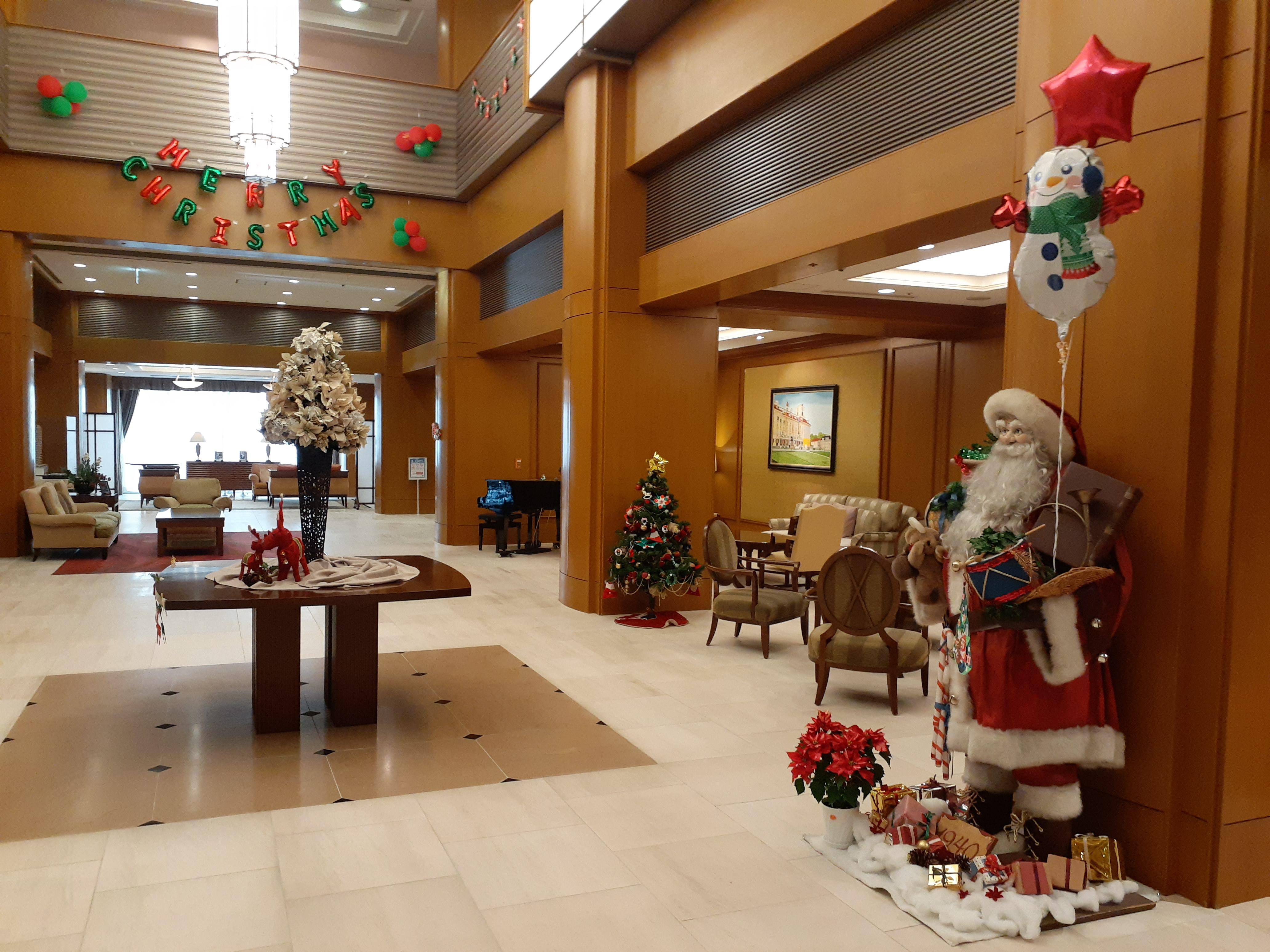 サンタクロース～イズカミングトゥタウン♪エレガリオ神戸のクリスマス♪