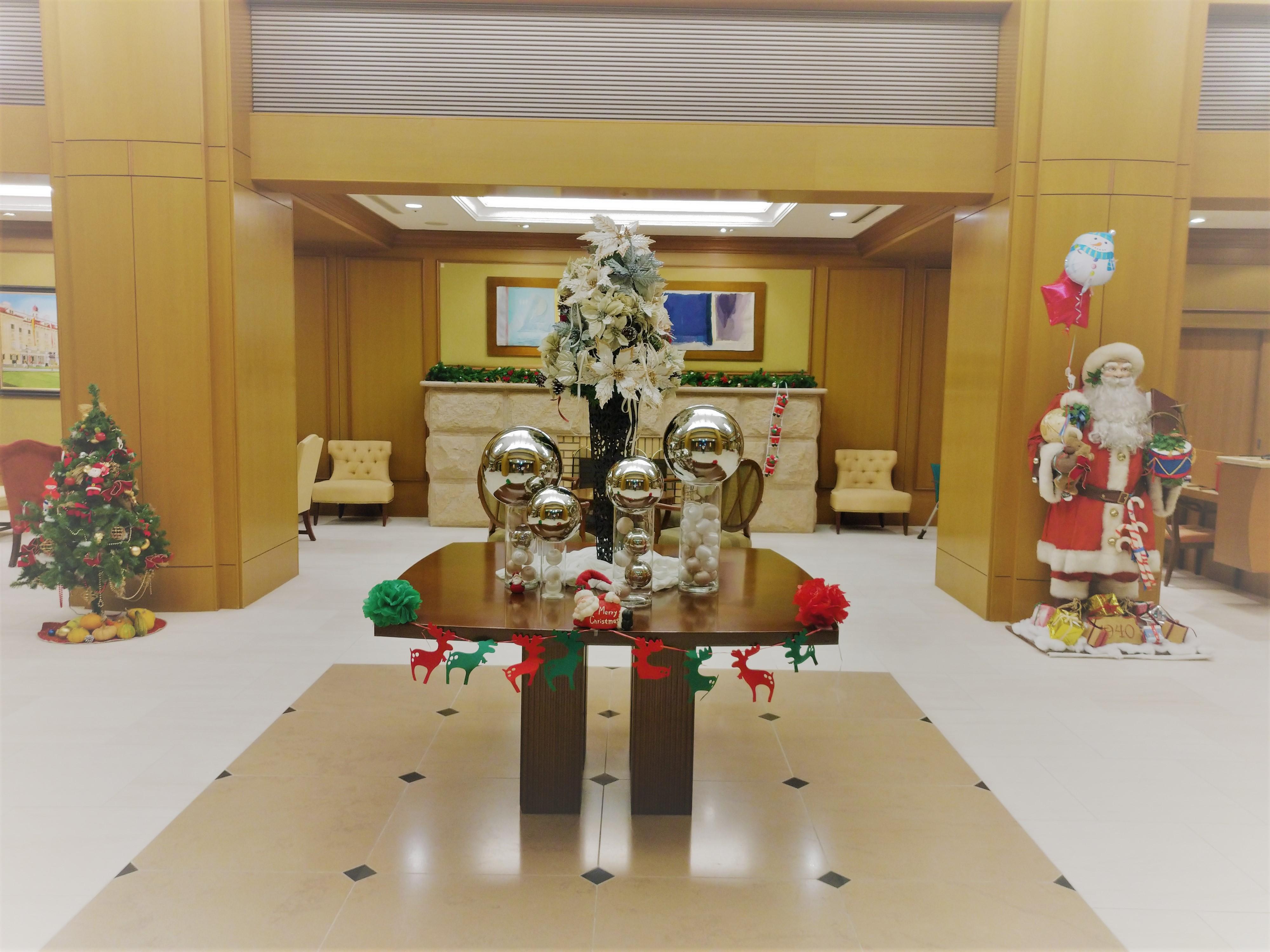 館内でのご生活でも季節の変わり目を感じれるように飾り付けしております!