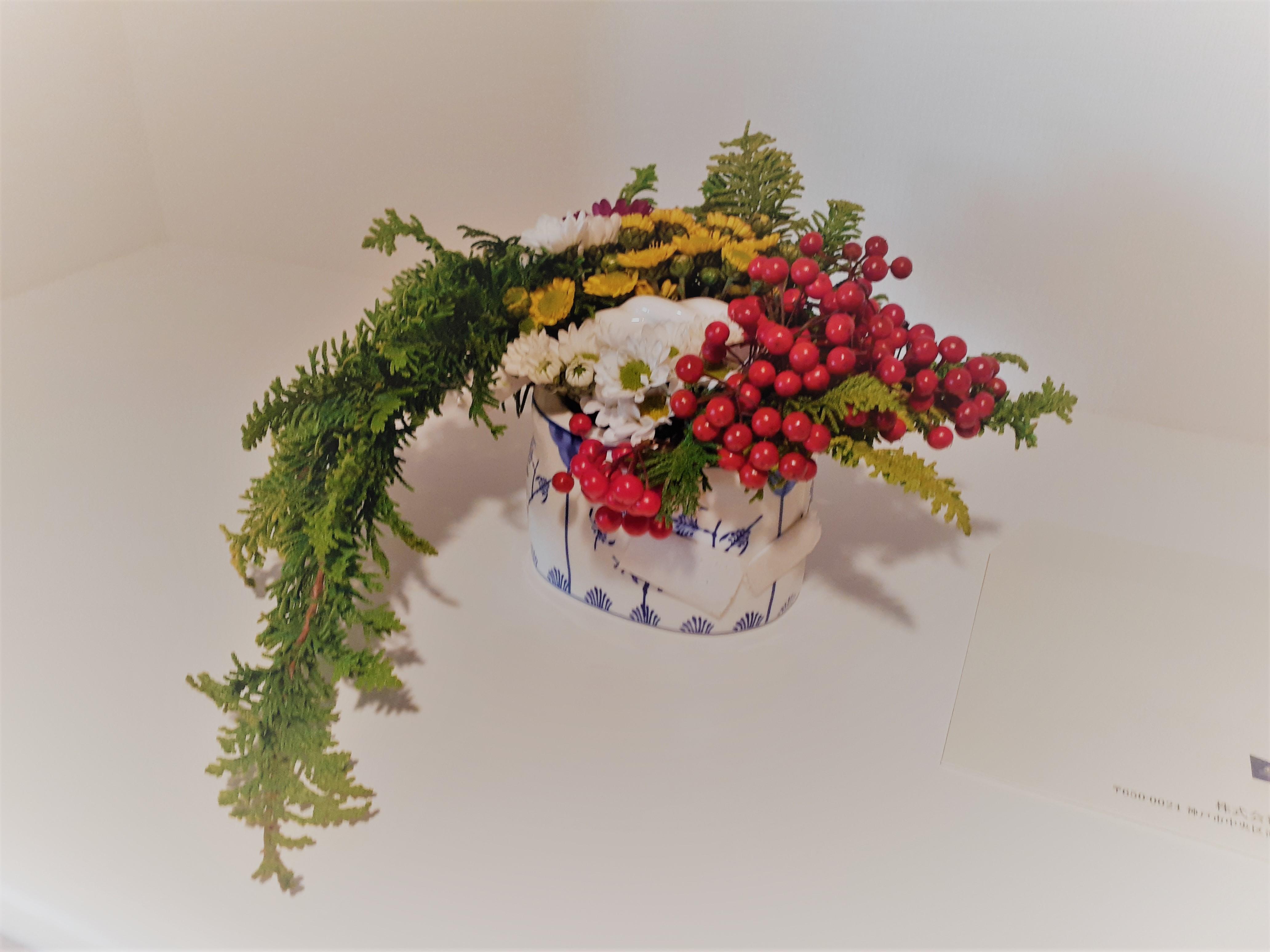 せめて私ができることは心込めて活けたお花をお渡しすること