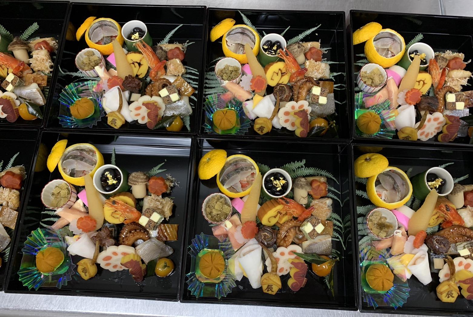 老人ホームの食事の領域を超えているエレガリオ神戸のお節料理