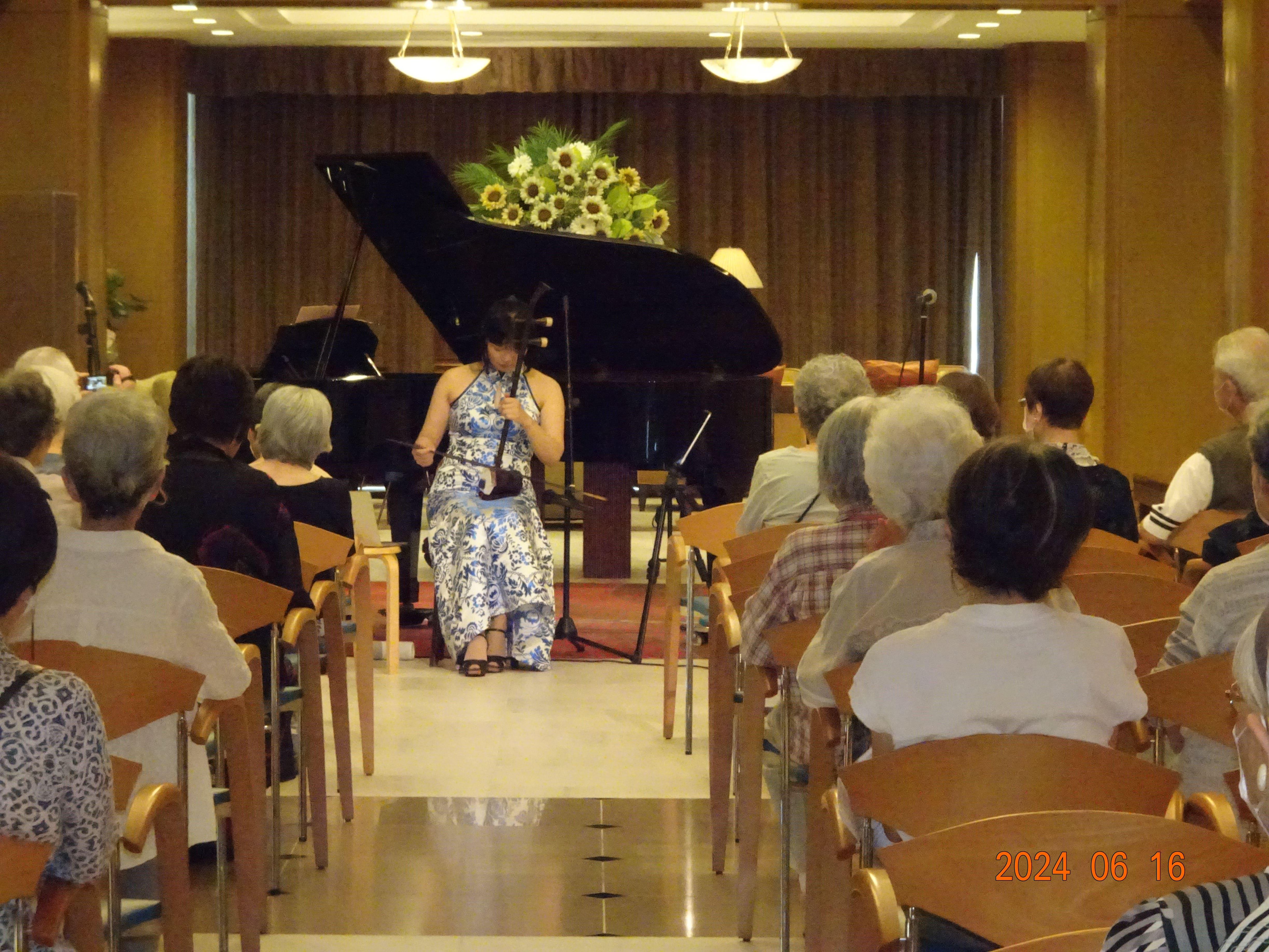 『朗読×二胡』～朗読と音楽による空間～コンサートを開催(^▽^)/