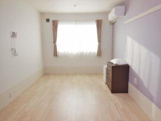 居室（薄紫色）