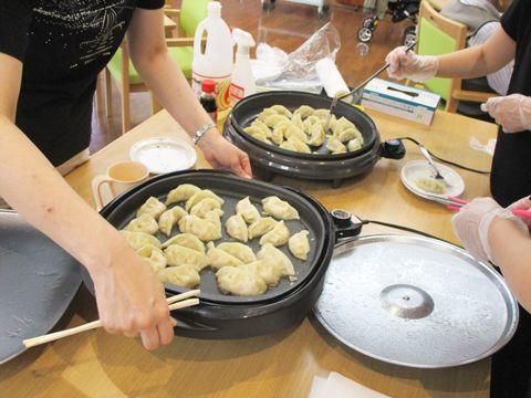 父の日イベント「餃子の屋台」