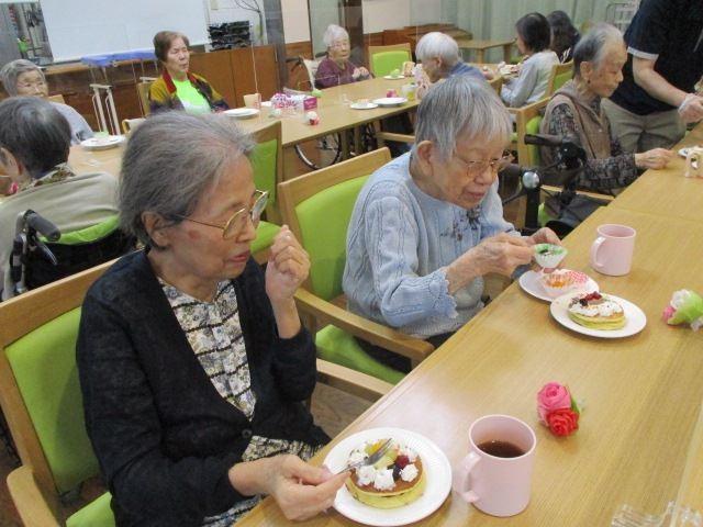 母の日イベント「オリジナルパンケーキを食べよう！」