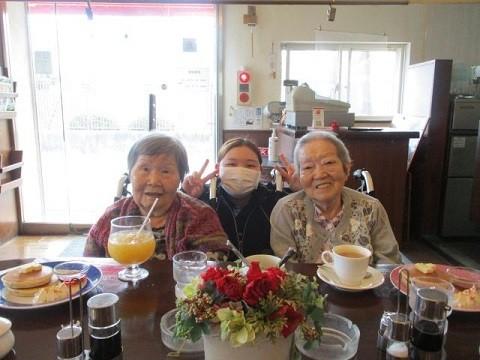 秋の外出（喫茶店）