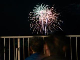 [施設の日常・イベント]花火鑑賞