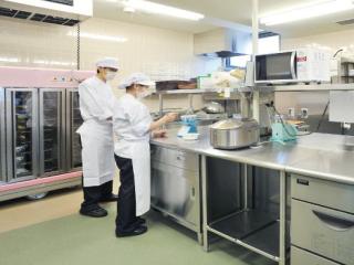 [お食事]厨房の様子