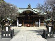 【六郷神社】 車 5分
静かな佇まいの中に、その歴史を感じることができます。