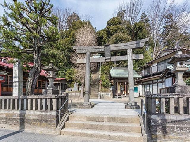 富塚八幡宮 （約1,270m）