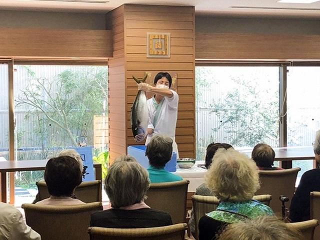 ブリの解体ショー