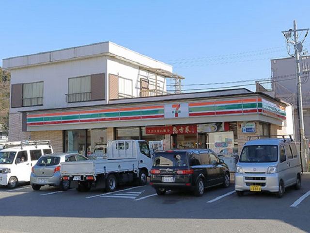 セブンイレブン岩瀬鎌倉店(徒歩5分/約340m)